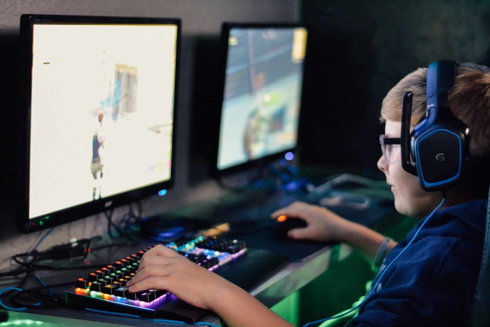 kid playing fortnite